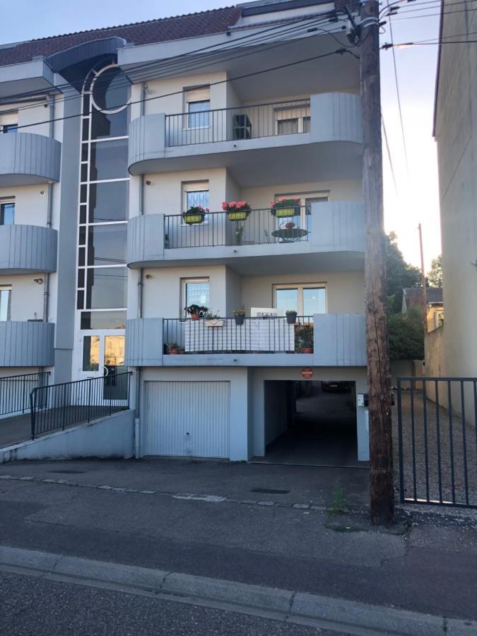 Amazone - Au ! Appartement